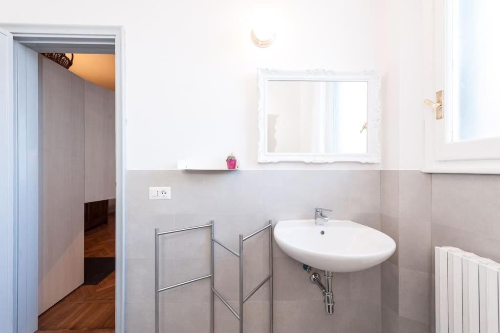 Loft Olmo Centrale, A/C Wifi 佛罗伦萨 外观 照片